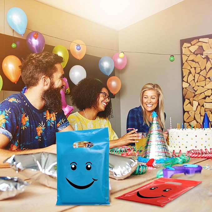 Geyee 300 Pieces Smile Face Gift Bags 6" x 8" Plastic Party Favors Goodie Treat Bags Bulk with Handle for Kids Birthday Party Classroom School Supplies(Multicolor)
