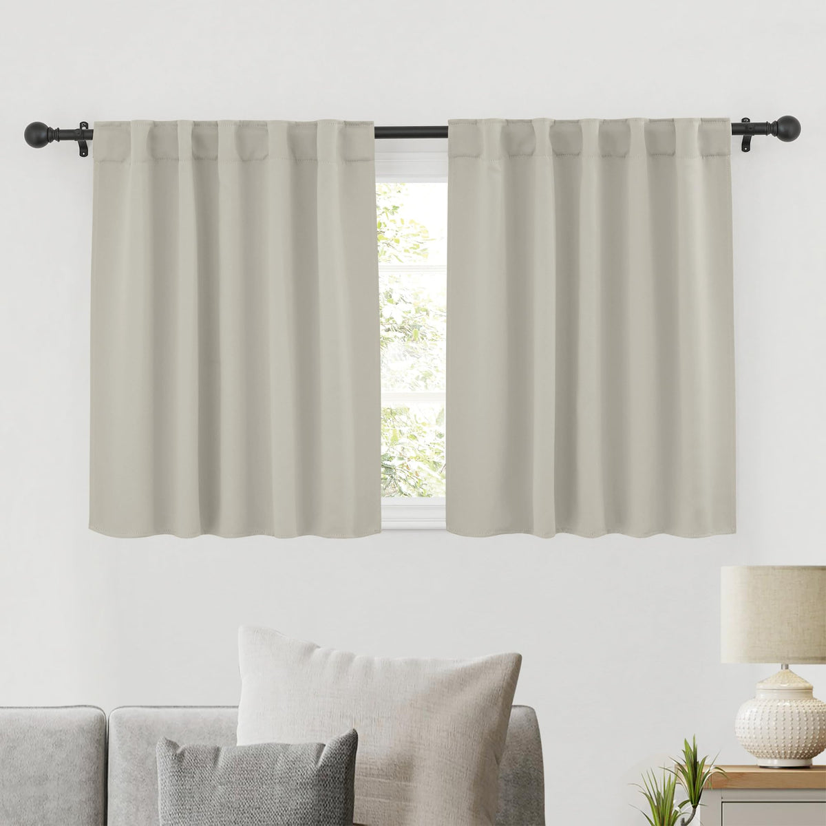 Short Curtains (2 Count)